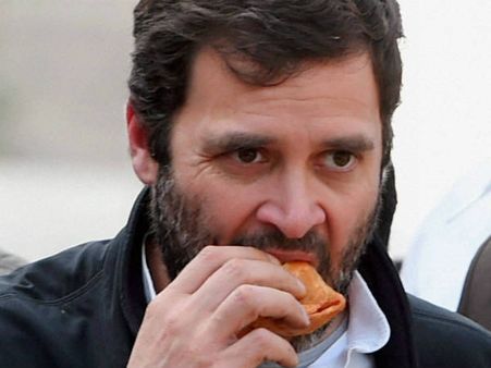 हार के बावजूद दिल्ली के कांग्रेसी उड़ाते दावतें