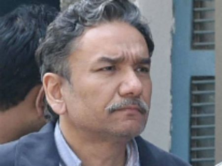 10 हजार करोड़ रुपए के घोटाले को खुलासा करने वाला था- सैकिया