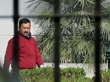 अब ‘आप’ में केजरीवाल के साथ रहेंगे चापलूसी करने वाले