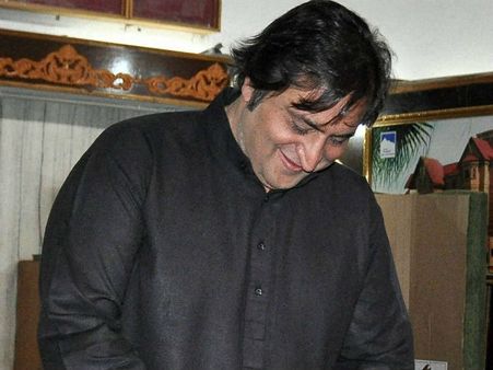 मंत्रालय से नाखुश सज्जाद लोन, नहीं संभालेंगे जिम्मेदारी