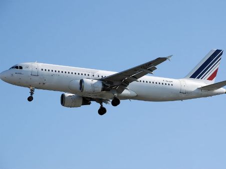 जर्मनविंग्स दुर्घटना: पायलट नहीं कंप्यूटर उड़ा रहा था A320