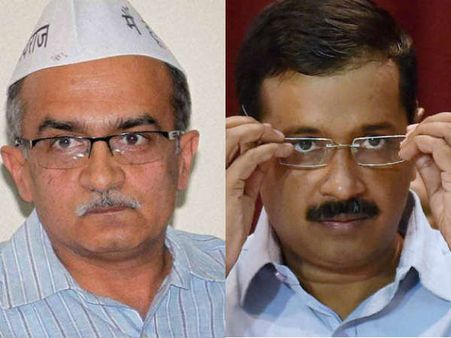 केजरीवाल के पीछे हाथ धोकर पड़े प्रशांत भूषण