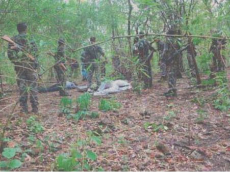 आंध्र प्रदेश: चित्तूर के जंगल में हुए मुठभेड़ में पुलिस ने 20 चंदन तस्करों को मार गिराया