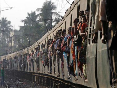 रेल यात्रियों के लिए खुशखबरी, जनरल टिकट के किराए में करें स्लीपर में सफर