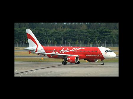 एयर एशिया का धमाकेदार ऑफर, 1 रु. में कीजिए 1 किमी का सफर