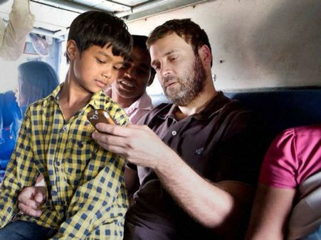 किसानों के दुख से व्यथित राहुल गांधी ने बीच में छोड़ा पंजाब का दौरा, अब करेंगे संसद में बात