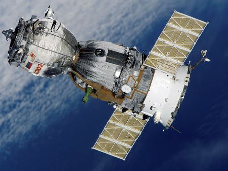 सावधान: धरती पर गिरने जा रहा है अनियंत्रित रुसी अंतरिक्ष यान