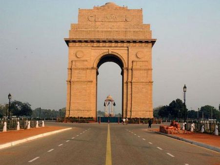 दिल्लीवालों पर पड़ेगी महंगाई की मार, भरना होगा पर्यावरण मुआवजा