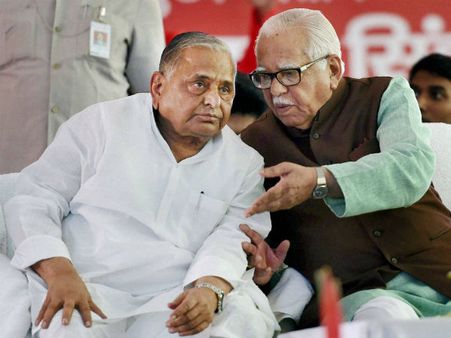 'मुझपर हमला होता रहा और अखिलेश चुपचाप देखते रहे'