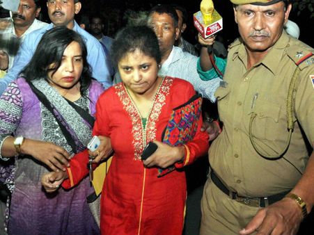 दिल्ली पुलिस ने सोमनाथ की पत्नी को सुरक्षा दी