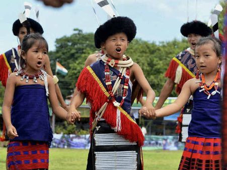 कर्क राशि वाले बच्चों की पर्सनालिटी- भावुक, समझदार, स्वार्थी