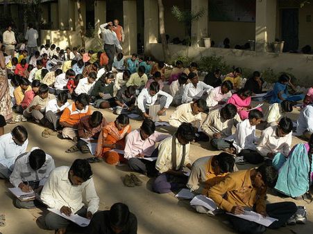 क्या है व्यापमं घोटाला, जिसके चक्कर में हो चुकी हैं 45 मौतें?