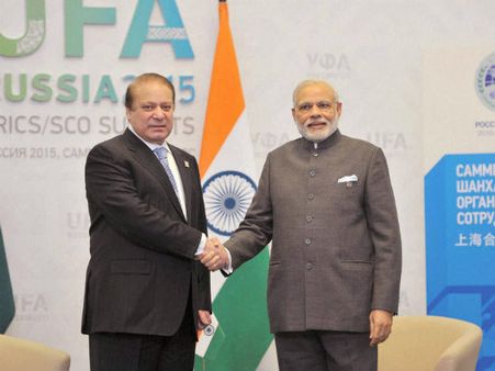 पाक का राग कश्मीर, बातचीत को लगा धक्का