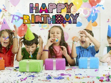 'हैप्पी बर्थडे टू यू' गाना गा कर आप तोड़ते हैं क़ानून! जानें कुछ ऐसे ही अनोखे कानून