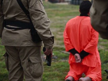 मलेशिया में उत्तराखंड के 11 युवक बनाए गए बंधक