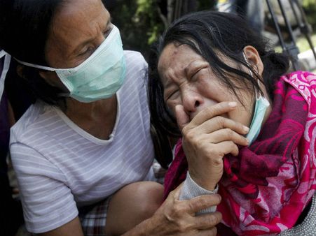 लापता इंडोनेशियाई विमान क्रैश, विमान में 54 लोग सवार