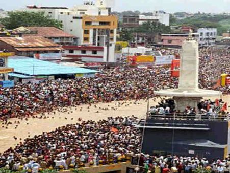 नासिक कुंभ मेला में हुआ पहला स्नान, जानें क्या है महत्व