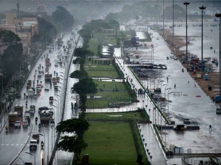 PICS: चेन्नई में बारिश के कहर की 320 तस्वीरें