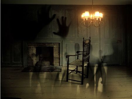 हांटेड वृंदावन सोसायटी, जहां भूत मारता है थप्पड़