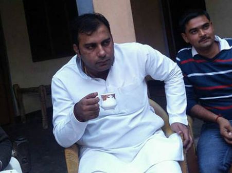 ओवैसी नाम की स्याही से काले पड़े, पर क्या हिट होंगे जानी?