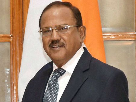 पेशावर आतंकी हमले के बाद पाकिस्‍तान में उड़ रहा डोवाल का मजाक