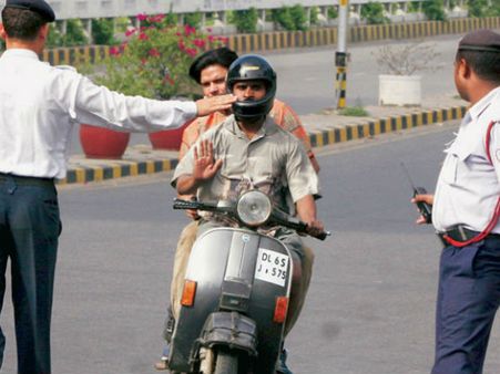 दिल्ली फिर चाहती है ऑड ईवन की वापसी, 'आप' ने ली राय 