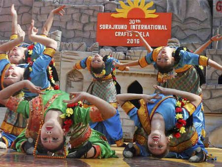 सूरंज कुंड मेले का इतिहास, तस्वीरें और रोचक तथ्य