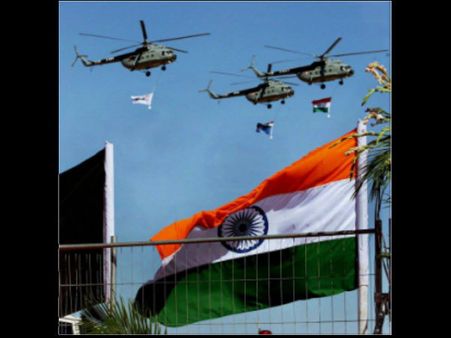 एक किसान ने डिजायन किया तिरंगा, अब लहराएगा यूनिवर्सिटीज