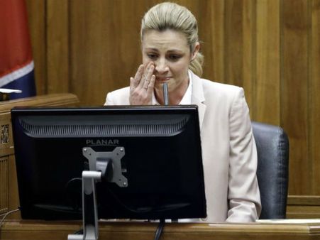 कोर्ट में एंकर ने सुनाई दर्दनाक दास्तां, कैसे वायरल हो गई उसकी न्यूड क्लिप