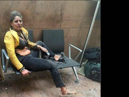 ब्रसेल्‍स आतंकी हमलों का खौफ बयां करती निधि की यह तस्‍वीर