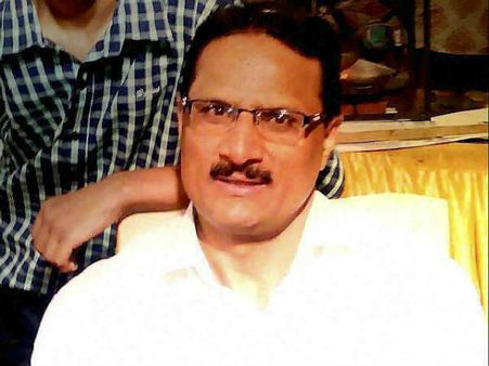 केंद्रीय मंत्री ने तंजील अहमद को बताया पाकिस्तानी, बाद में मांगी माफी