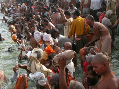 सिंहस्थ कुंभ 2016: आखिरी शाही स्नान में उमड़ा जन सैलाब