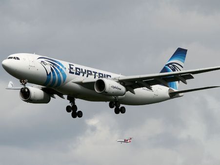 इजिप्‍टएयर की फ्लाइट के सर्च ऑपरेशन मेंं जमीन-आसमान एक