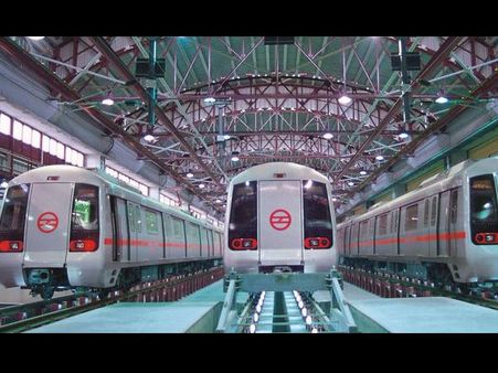 जोर का झटका: 66 फीसदी तक बढ़ सकता है दिल्ली मेट्रो का किराया 