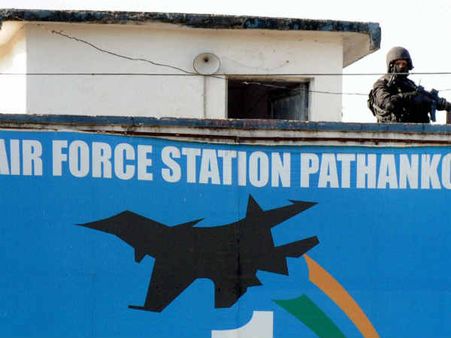 ISI की मदद से पठानकोट जैसे आतंकी हमले कर सकता है जैश ए मोहम्मद