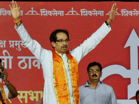 भाजपा की जीत से बौखलाई शिवसेना, कहा साजिश नाकाम रही