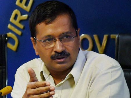 केजरीवाल के कैबिनेट में फेरबदल, सिसोदिया को दो प्रमुख विभागों से किया मुक्त