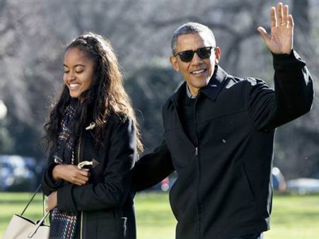 बेटी मालिया की ग्रेजुएशन सेरेमनी और पापा ओबामा के आंसू