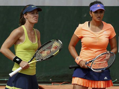 पीएम मोदी ने दिया मार्टिना हिंगिस और सानिया मिर्जा की साझेदारी का उदाहारण