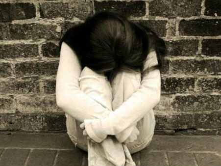 ऑनलाइन सेक्‍स रैकेट का भंड़ाफोड, 5 कॉलगर्ल्‍स गिरफ्तार, Whatsapp पर होती थी डीलिंग
