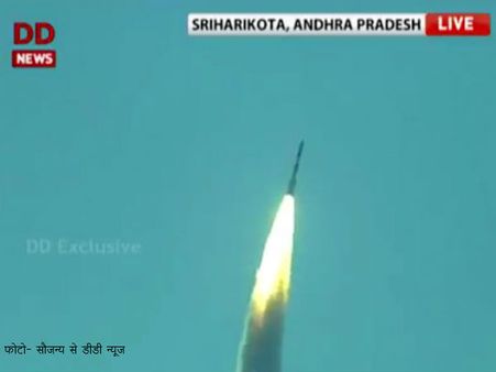 20 उपग्रहों को लेकर अंतरिक्ष में पहुंचा #PSLVC34, 10 खास बातें