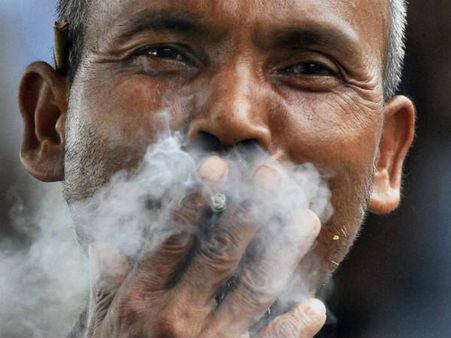 धूम्रपान से खराब होती है स्पर्म की क्वालिटी: शोध