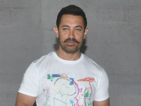 जाकिर नाइक पर भड़के आमिर कहा, कोई मजहब नफरत नहीं सिखाता