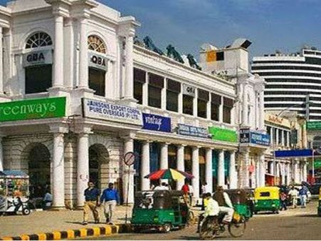 दिल्ली के कनॉट प्लेस के सिनेमा हॉल में बम होने की खबर, फोन पर मिली सूचना