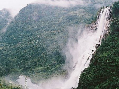 क्या आप जानते हैं देश की 7 सिस्टर्स के बारे में, जो हैं बेपनाह खूबसूरत..