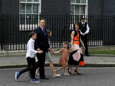 इंडियन डिशेज के साथ कैमरुन ने 10 डाउनिंग स्‍ट्रीट को कहा अलविदा!