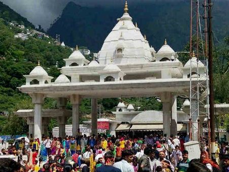 100 प्रतिष्ठित जगहों को बनाया जायेगा नीट एंड क्लीन