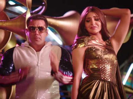 सलमान की 'सुल्तान' दिखाने के लिए पति ने बुक किया पूरा सिनेमा हॉल