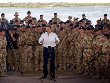 इराक वॉर के लिए ब्‍लेयर ने मांगी माफी, कहा सद्दाम का न होना ठीक