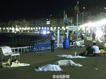 #NiceAttack: पीएम मोदी ने मृतकों के प्रति जताई संवेदना कहा, हम फ्रांस के साथ हैं